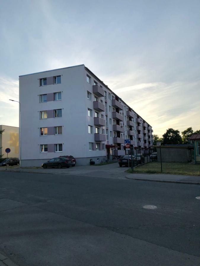 Kesklinna Apartement Хаапсалу Екстериор снимка